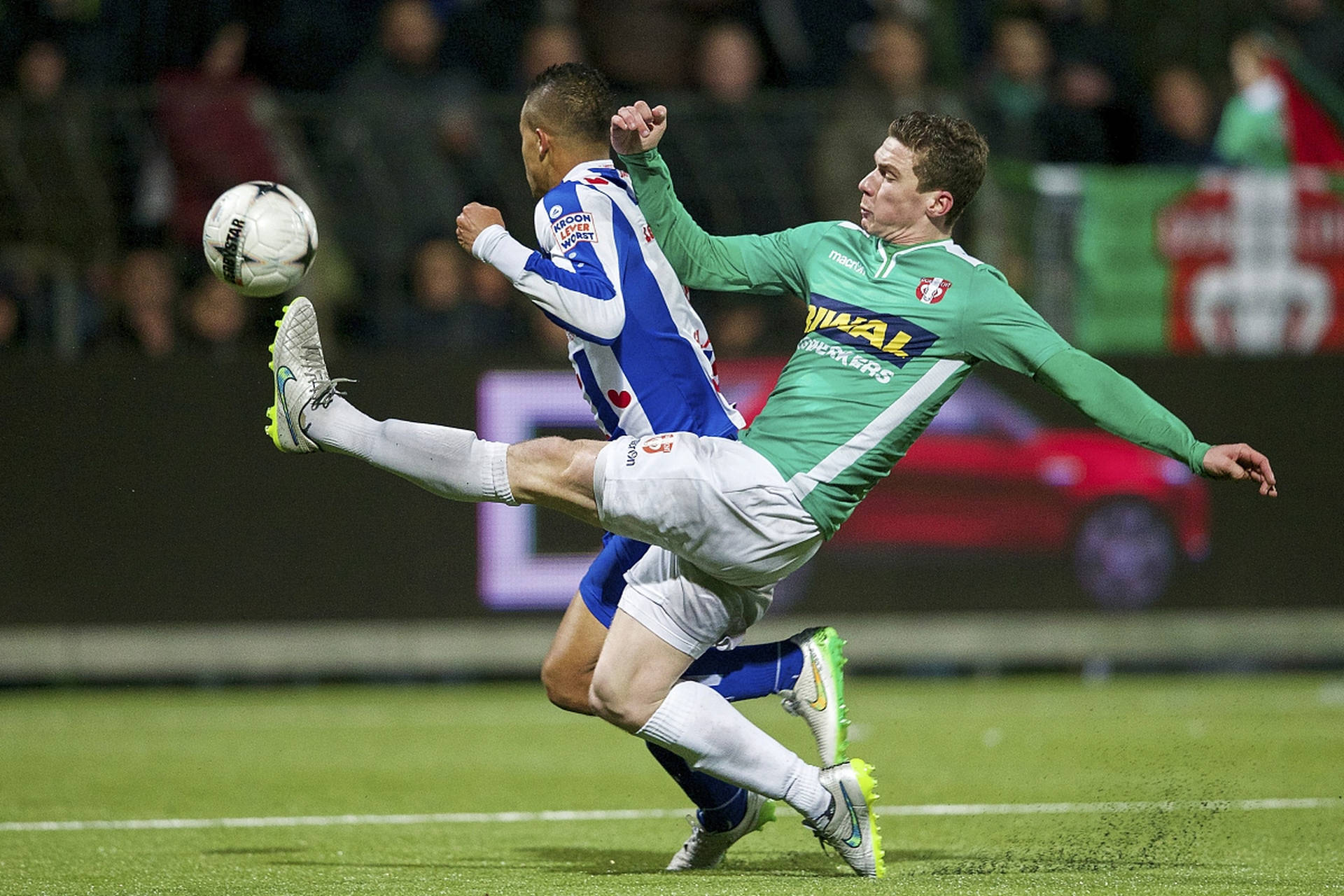 九游账号登录荷甲赛程吃紧；塞维利亚今晚豪取连胜；气氛紧张；细节决定成败的简单介绍